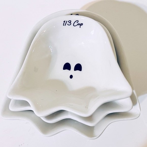 The Bake Shop Ghost Measuring Cups - Picture 7 of 10